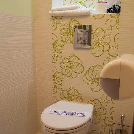 Jolanta Bed & Breakfast 4*